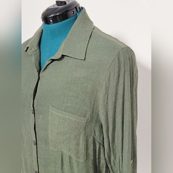 Signature Studio Boho Beachy Lightweight Button Down Shirt Floral Back Size 1X - Picture 4 of 11